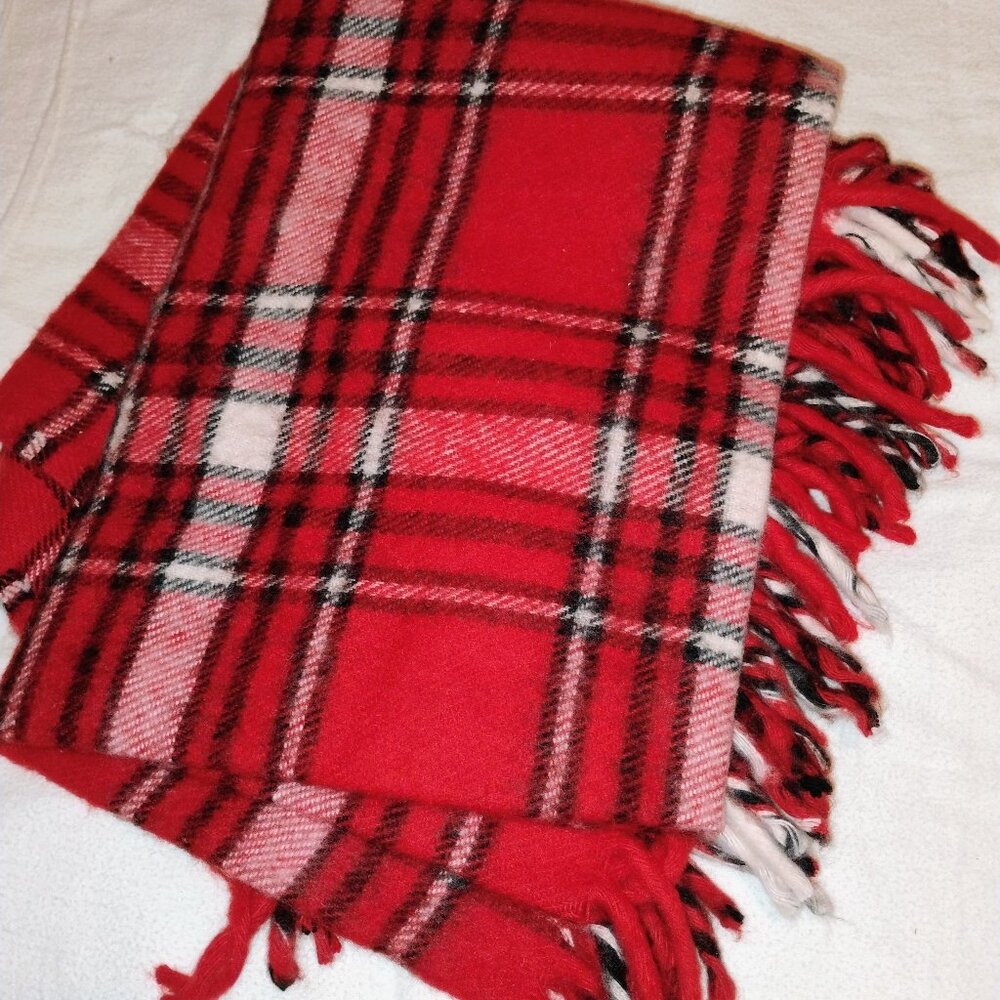 Faribo Vintage red plaid throw blanket